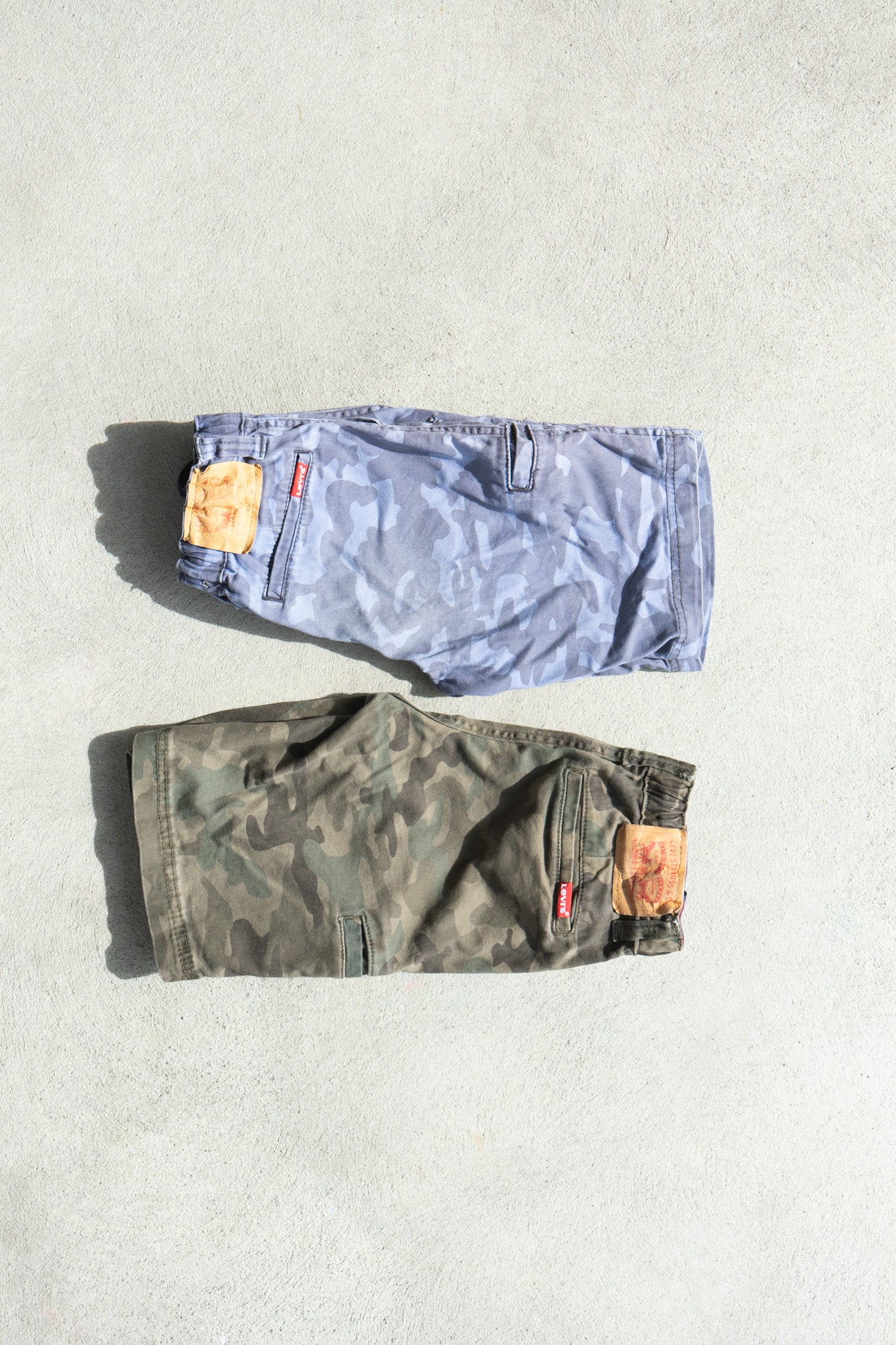 Levis