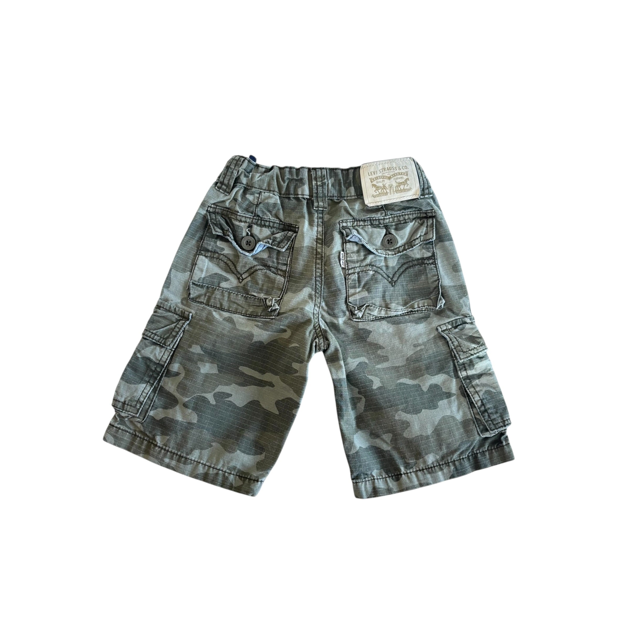 Levis Camo Cargo Shorts (5)