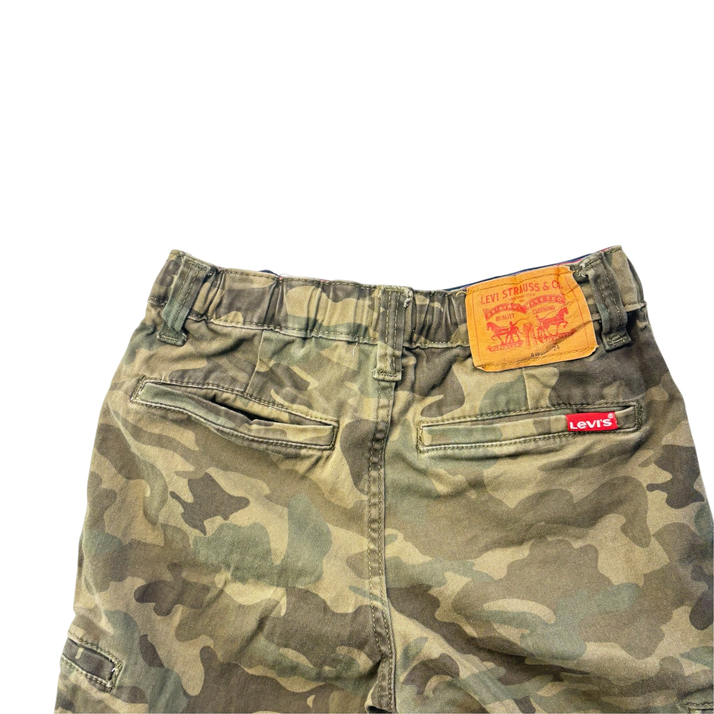 Levis Camo Shorts (8)