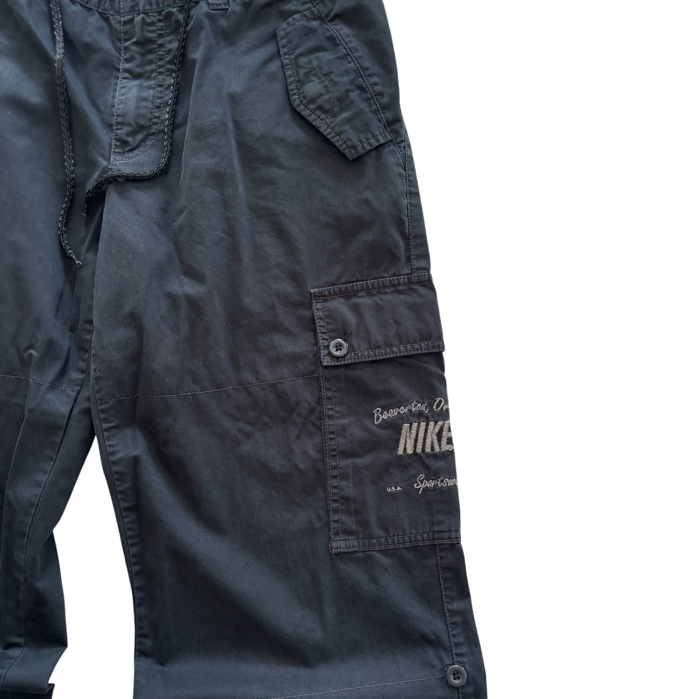 Vintage Nike Cargo Black Pants (M)