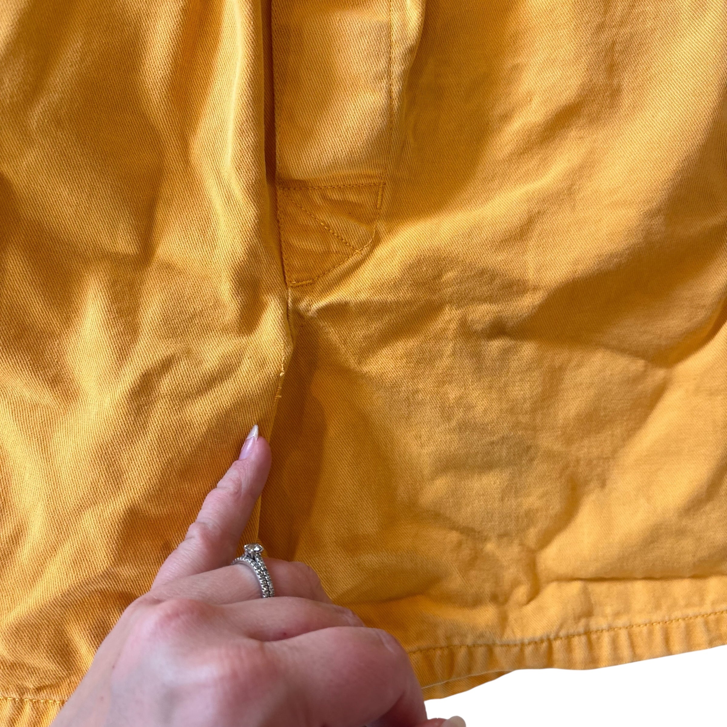 Vintage Yellow shorts (5-6)