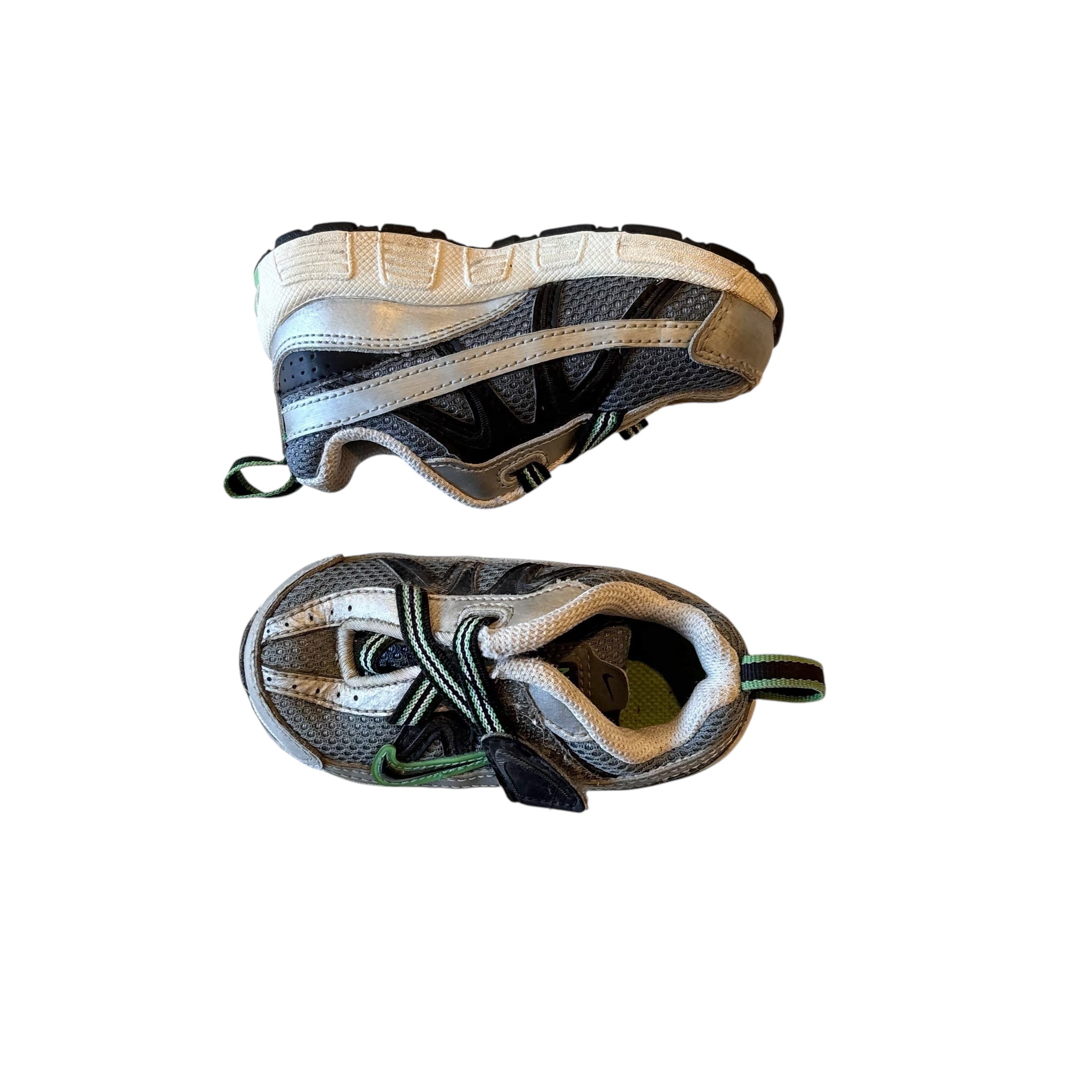 Nike Shoes (5c)